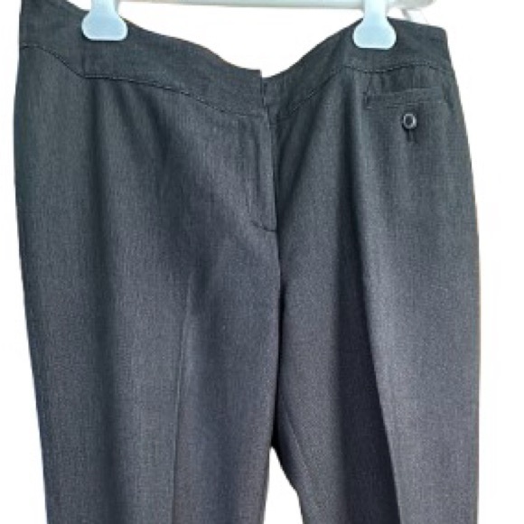 Atelier Luxe.All day easy pants-black. Size 12. - Picture 3 of 14